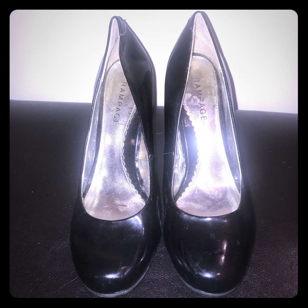 Women’s RAMPAGE Black Pumps Size 9